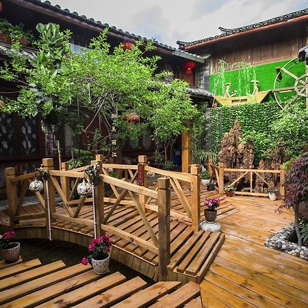 Secret Garden Hotel Lijiang  Buitenkant foto