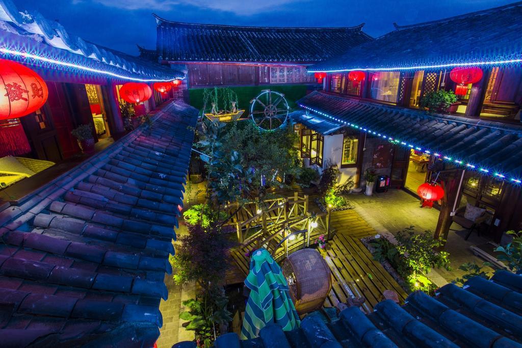 Secret Garden Hotel Lijiang  Buitenkant foto