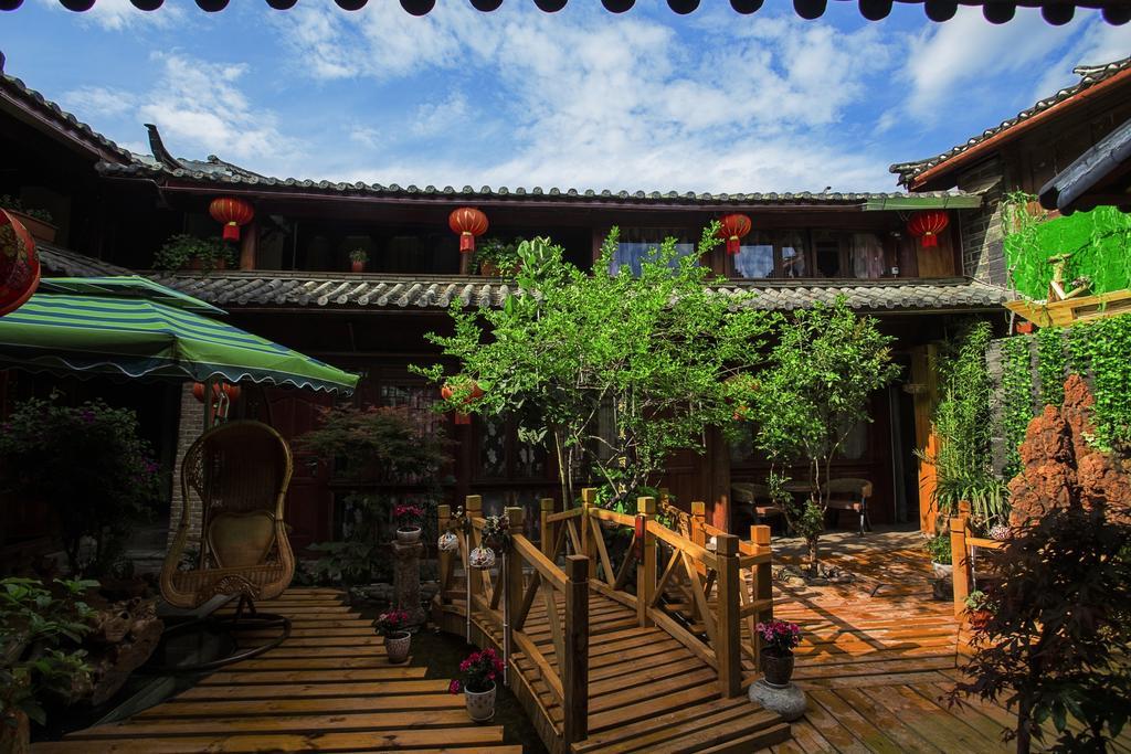 Secret Garden Hotel Lijiang  Buitenkant foto